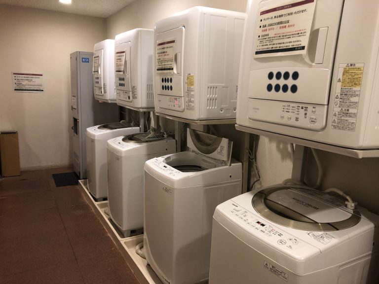 コインランドリー 本館2F(3)