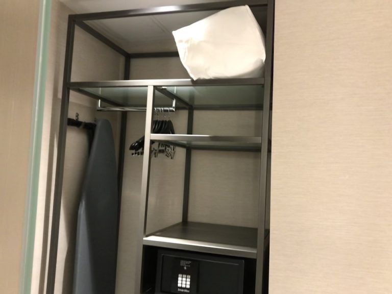 オープンクローゼット