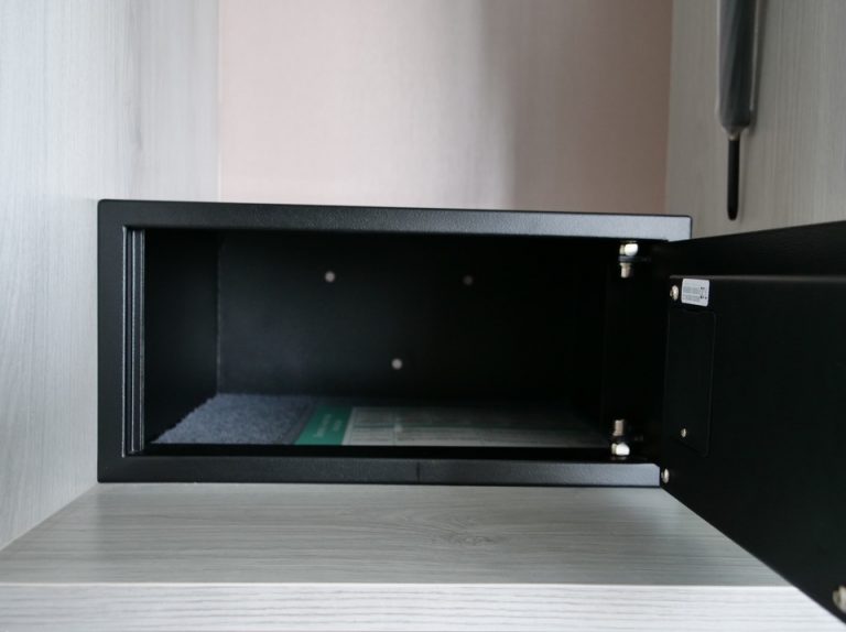 客室セーフティーBOX内観