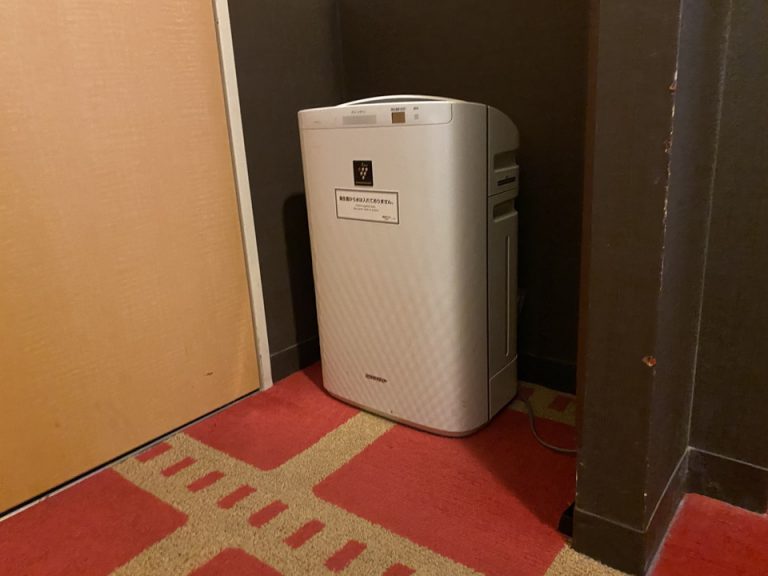 入り口近くに加湿器が設置されているのが嬉しい。