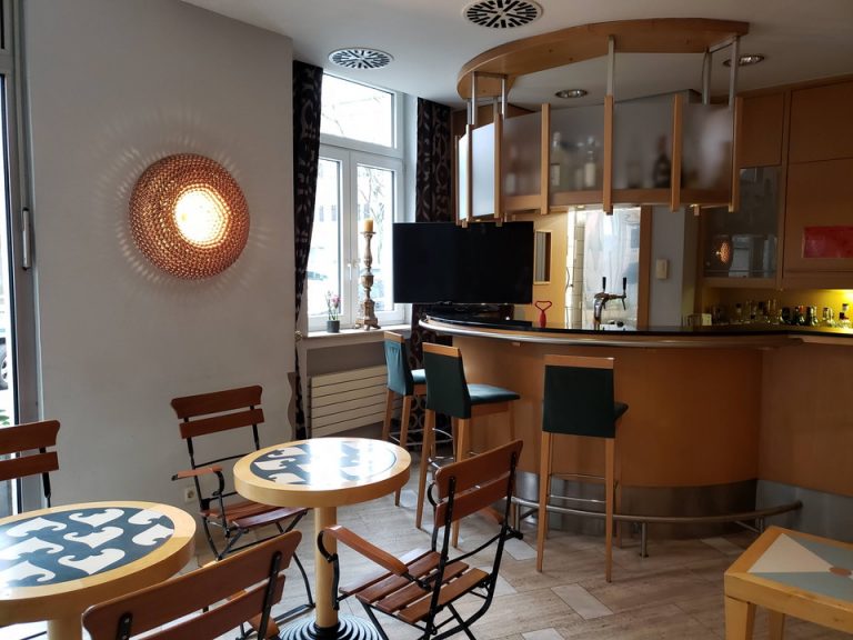 館内レストラン&BAR 外観(入口)2