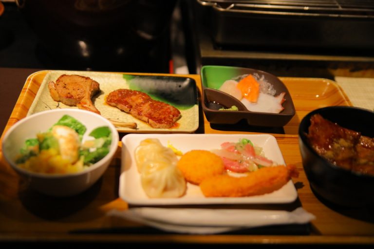 レストラン・ニニヌプリ(10)