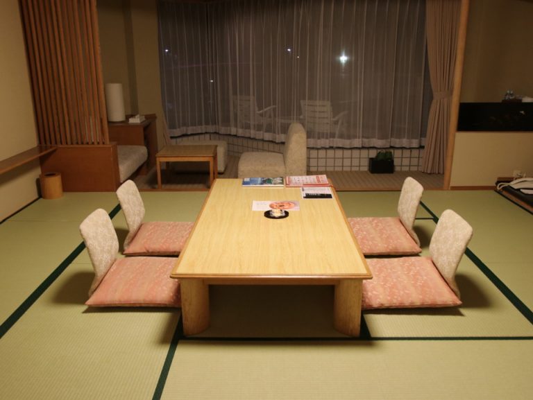 客室全体