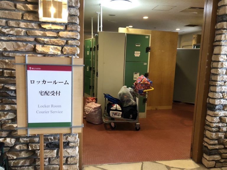 本館エントランス(1)