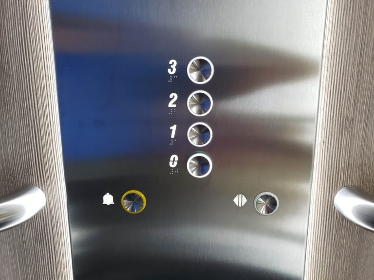 エレベーター階数ボタン