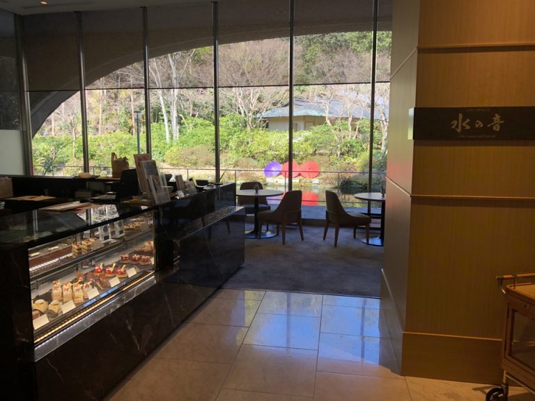 1Fロビーラウンジ「水の音」