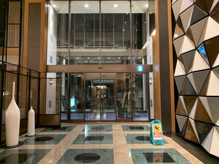 エントランス内観1