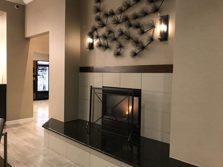 フロントにはファイヤーピットがありました