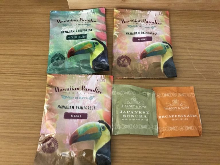 備え付けのコーヒーや紅茶