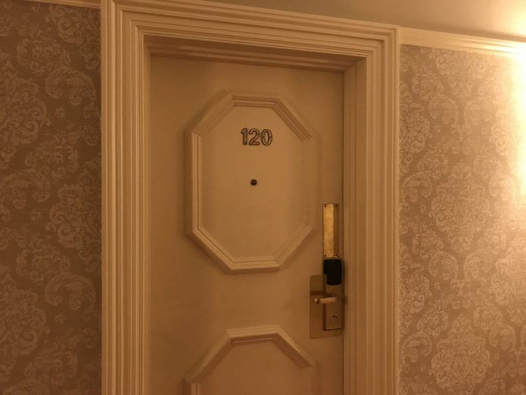 客室入り口全体図