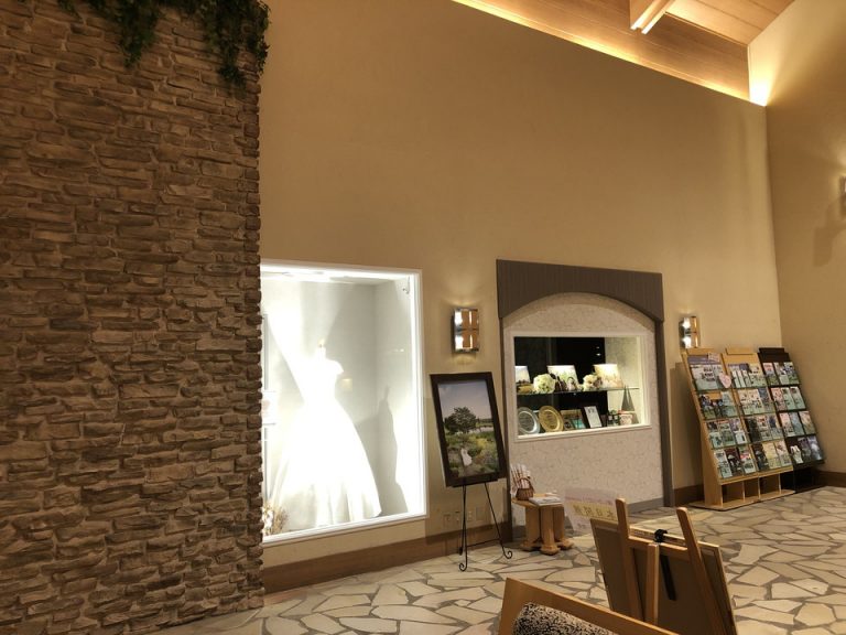 本館フロントロビー(2)