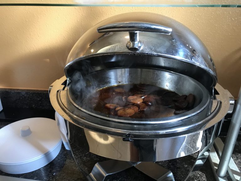 ホットミールもありました