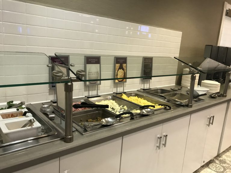 ホットミールもありました