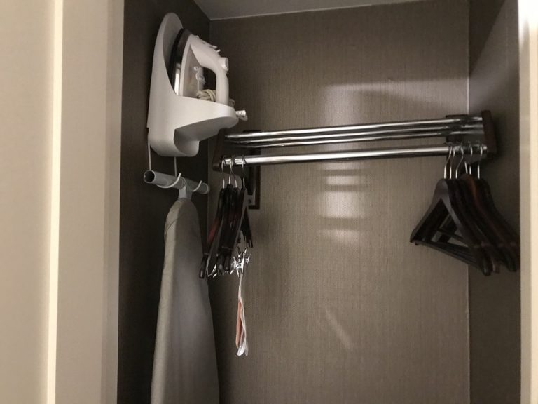 クローゼット内