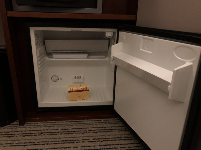 冷蔵庫開いた状態