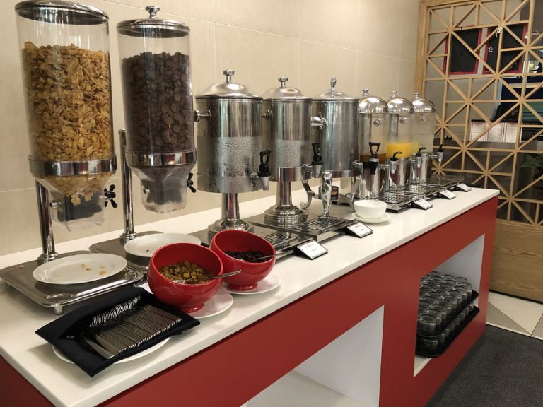 ドリンク、シリアル