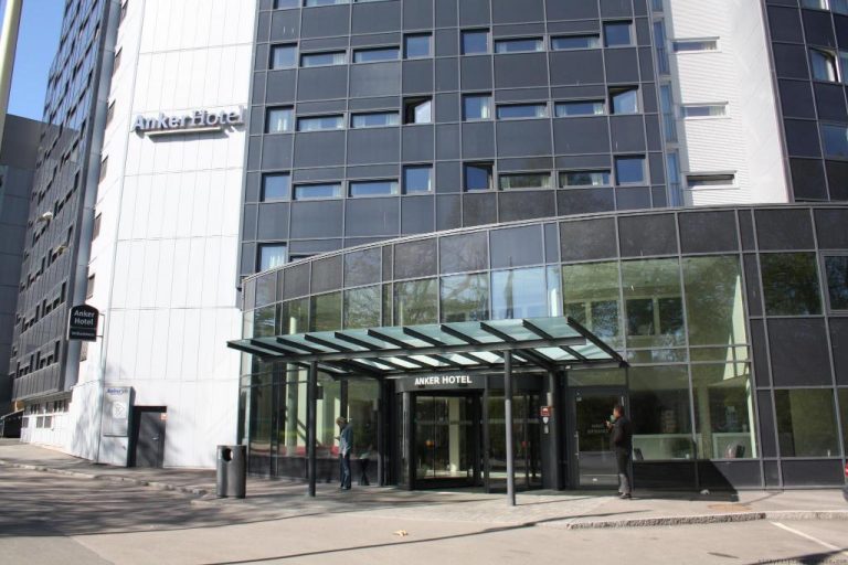 7175_16083014100045918784