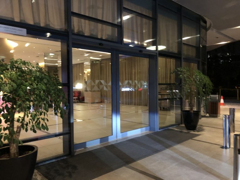 メインエントランス