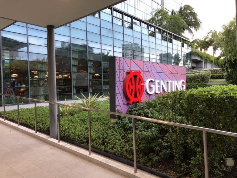 別のエントランス