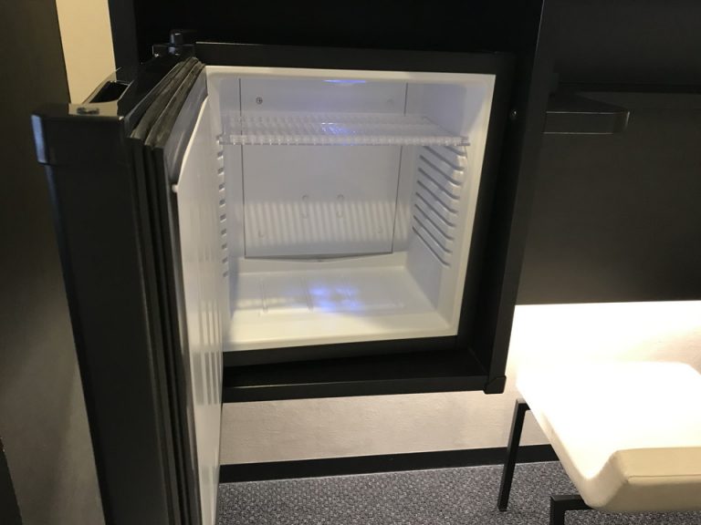 冷蔵庫開けた状態