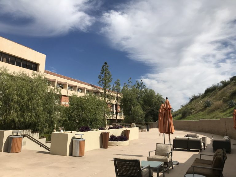 スモーキングエリア(1)