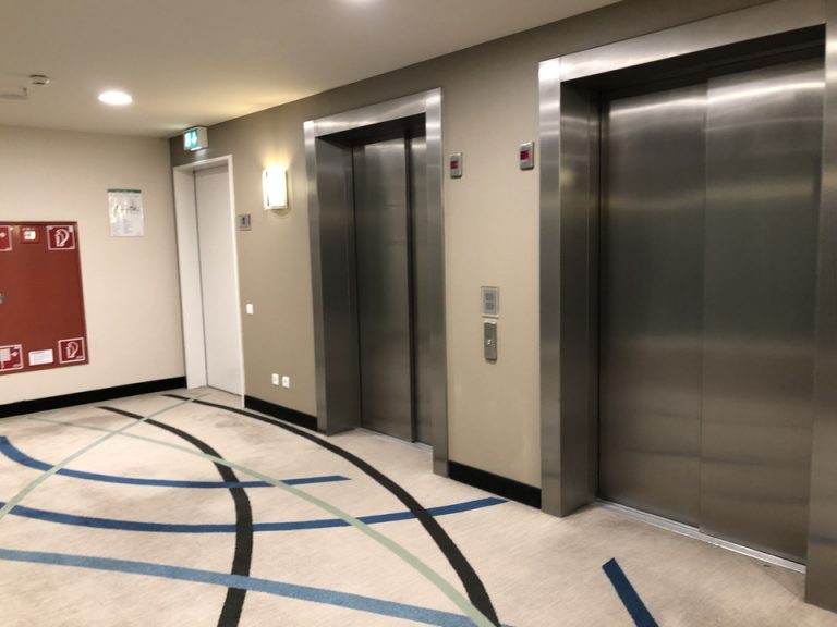 エレベーターホール客室階