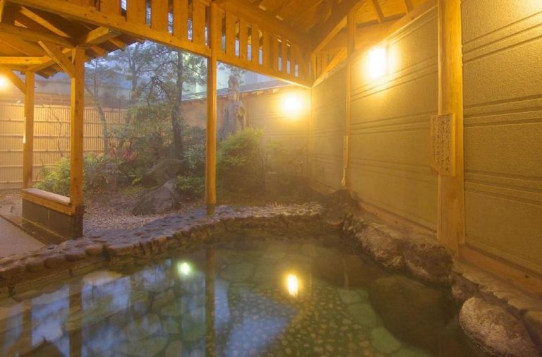 f8bc84b33d9e04fb6b80f489047ed533