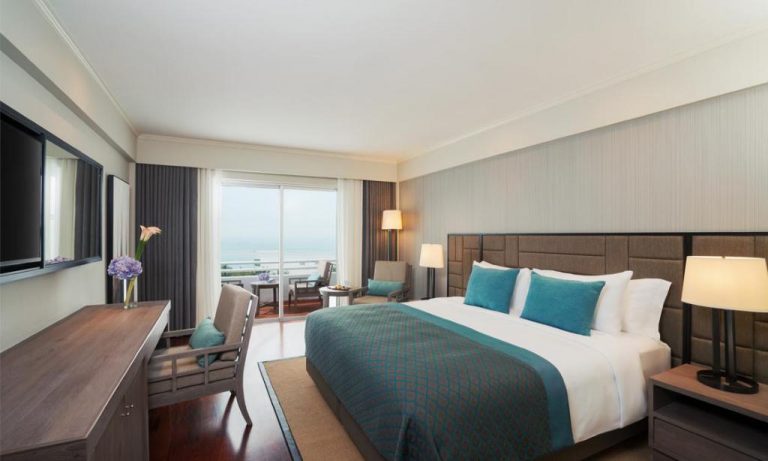 10857_19021813260072336193