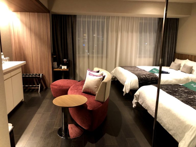 ベッドとソファ (3)