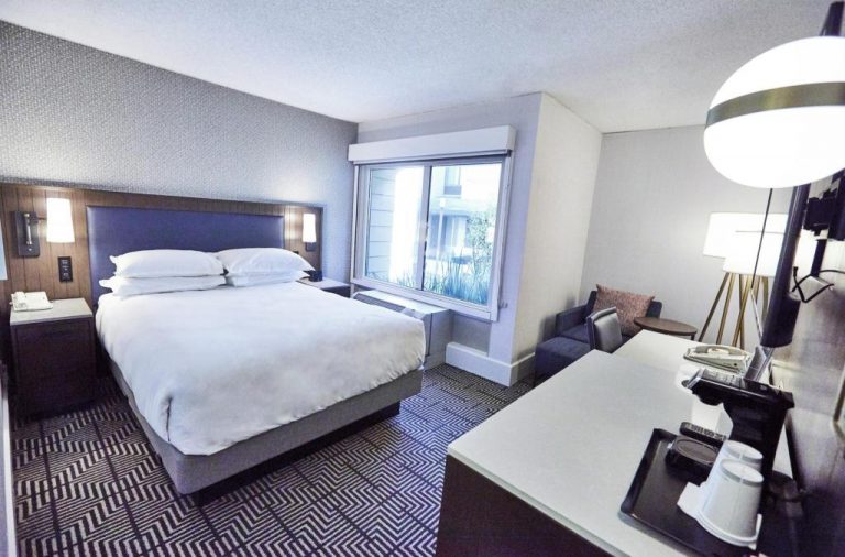 64d165b7e20272ff3e8e29283ea8283f