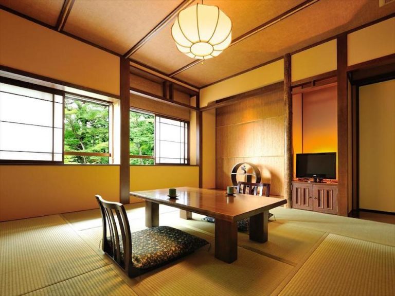 941664_15061717030029808576