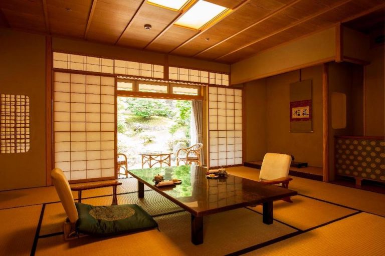 d1b87302dc8fa43a718dc591ed91bca7