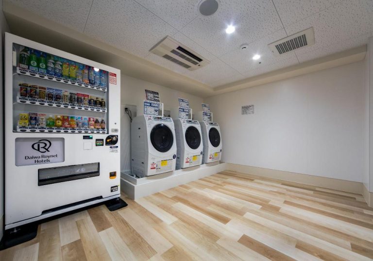 1194076_17011714460050359144