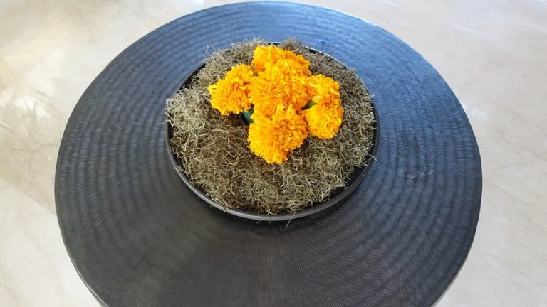 ORG_DSC05979エントランスのオブジェ