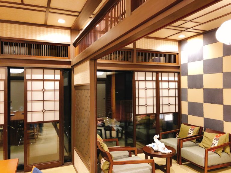 お部屋全体感。広すぎて映らないほど