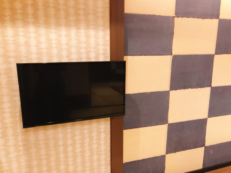 ダイニング設置のTV