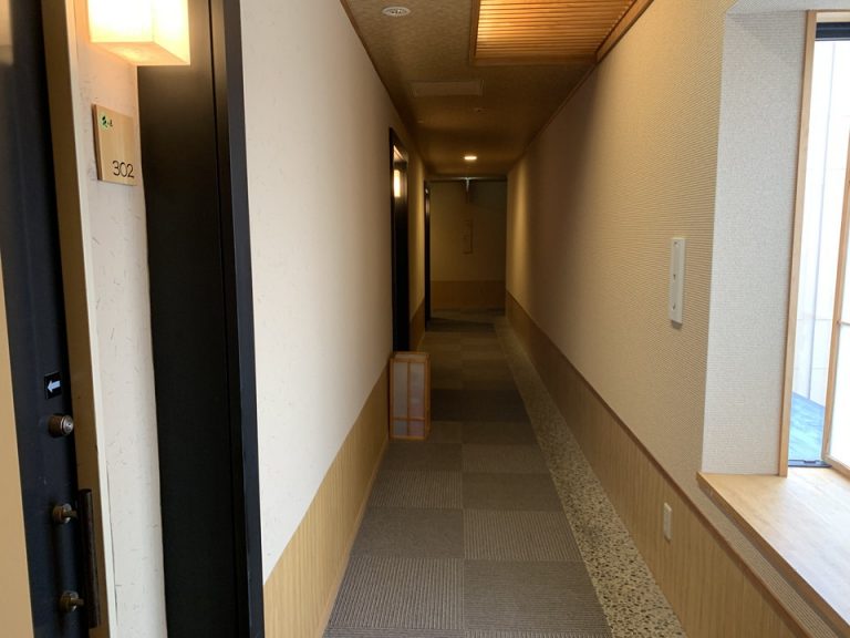 客室階廊下(1)