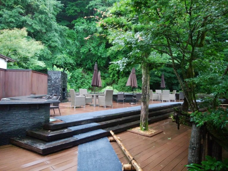 天気が良ければ気持ちよさそうなテラス