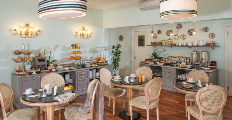 8a8dec8e70884f52c163a94040799493