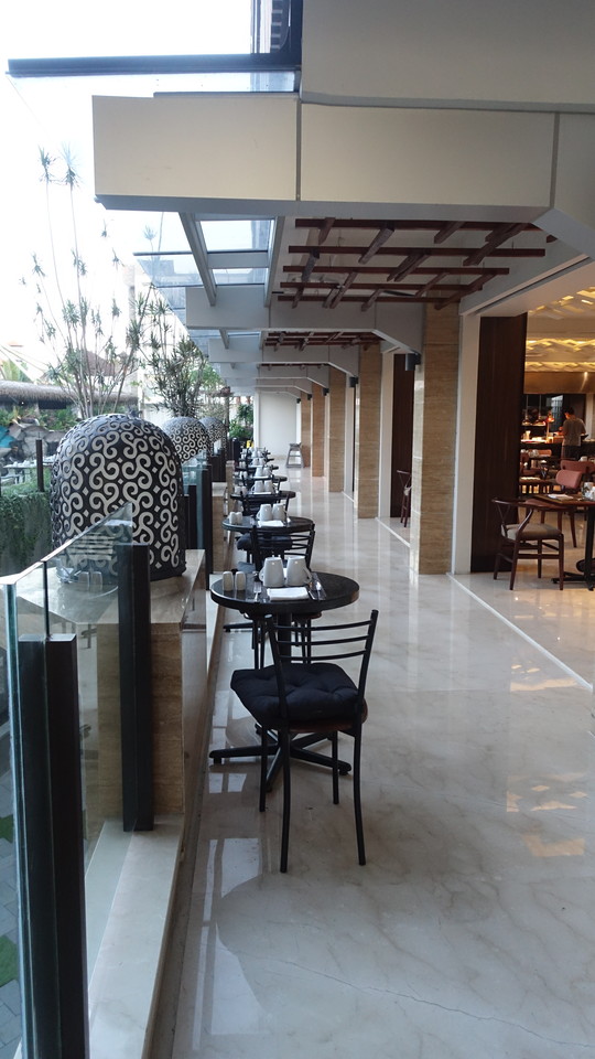 ORG_DSC05970フロント側からみたレストラン