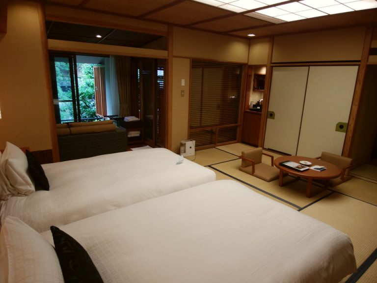 和風ベースの落ち着きのあるお部屋