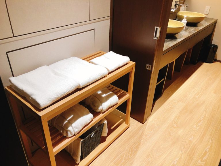 パスタオル、フェイスタオル、ガウンしっかり揃ってます