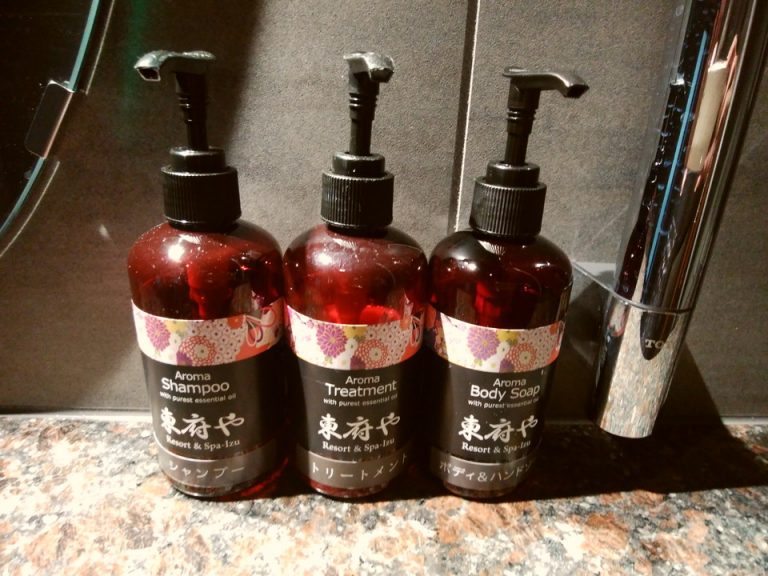 シャワー室ソープ類