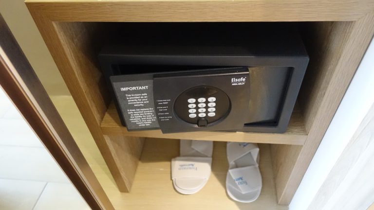 ORG_DSC05906クローゼット