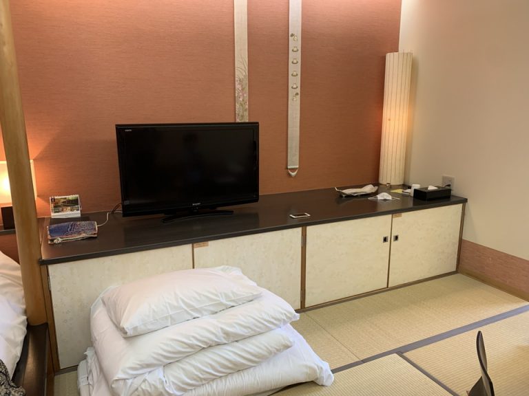 客室テレビ(1)