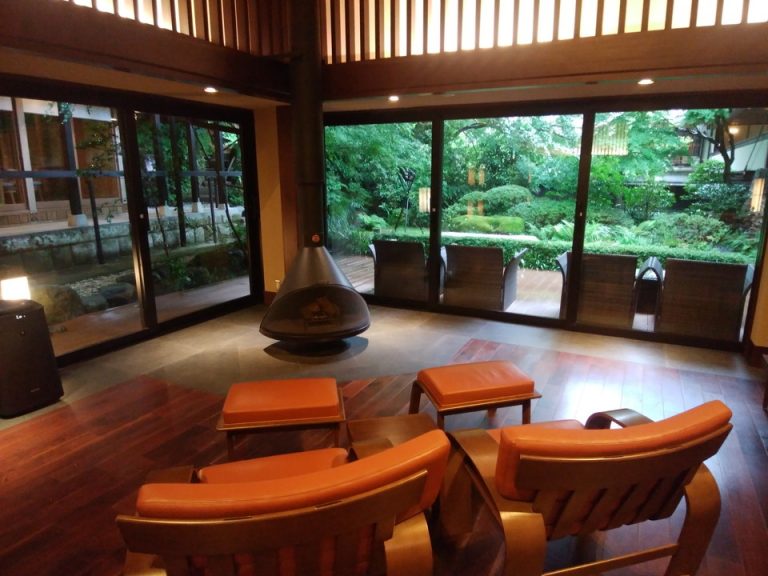 ロビーから見える中庭も素敵でした