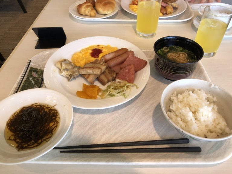朝食(8)