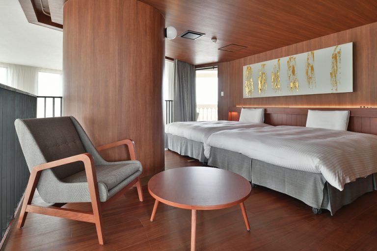 4 ダイヤモンドスイート