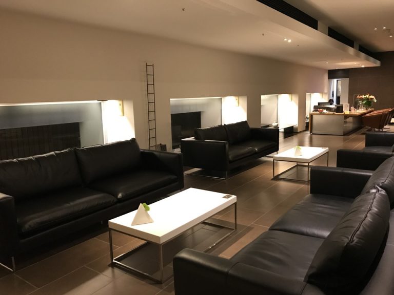 フロント ソファ3