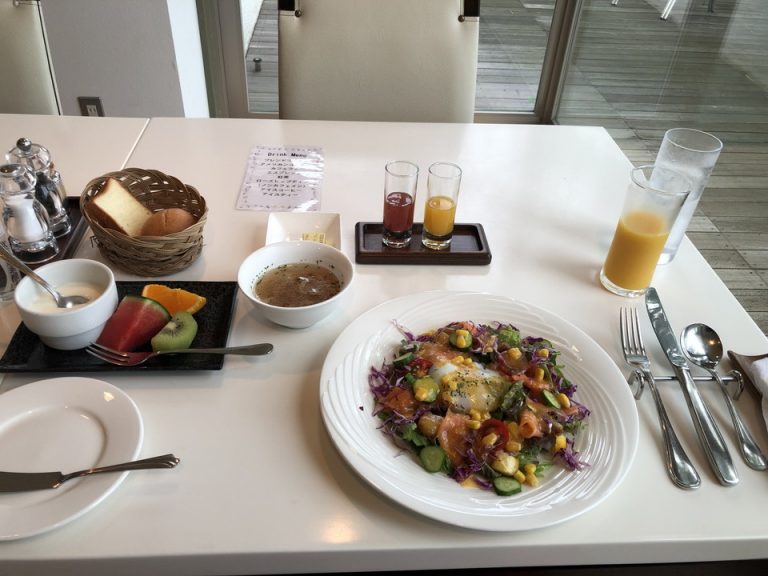 朝食(1)